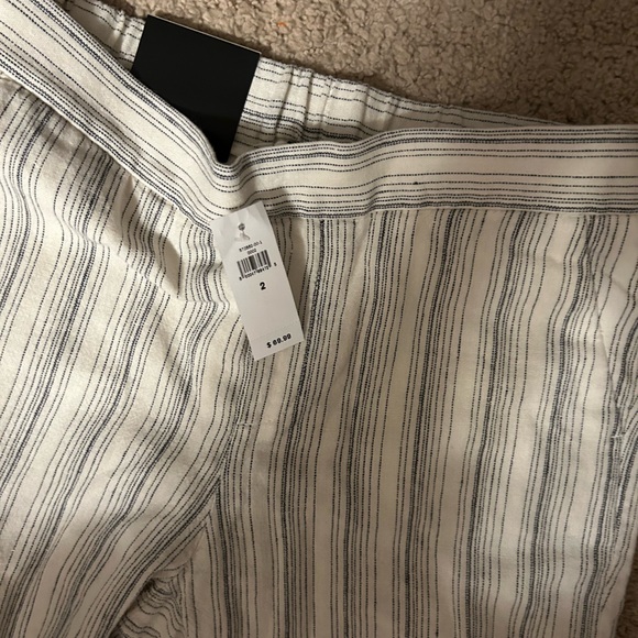 Striped Banana Republic Hayden Linen Pants NWT - Picture 2 of 3